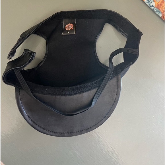 Harley Davidson - Picture 2 of 5